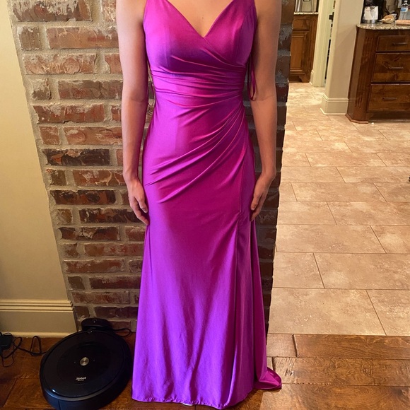 Formal Dress - Picture 1 of 4